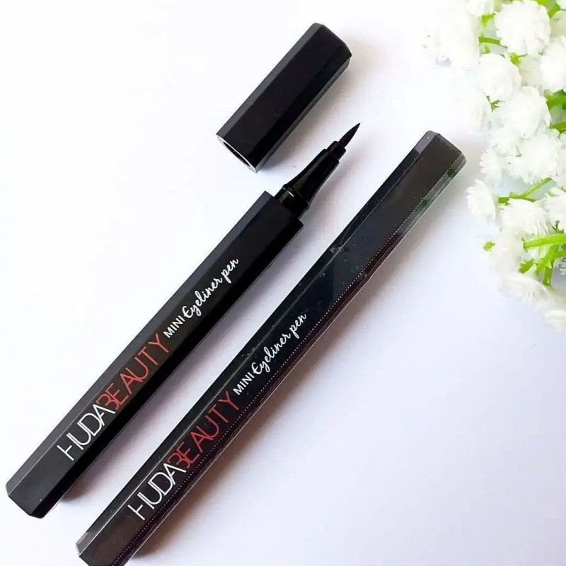خط چشم ماژیکی هدی بیوتی مشکی HUDA BEAUTY